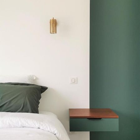 Au Jardin Des Deux Roches Bed & Breakfast Prisse ภายนอก รูปภาพ